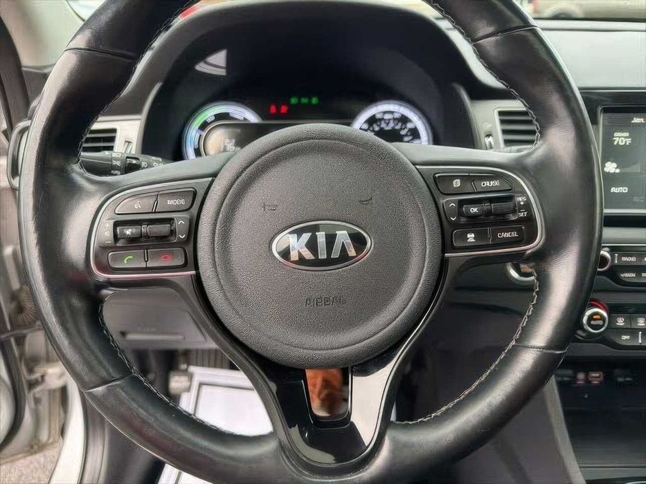 Kia e-Niro      2020