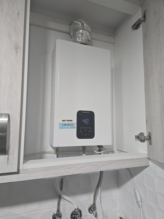 Esquentador a gás ventilado ARISTON NEXT EVO X OFT 12L BUTANO PROPA