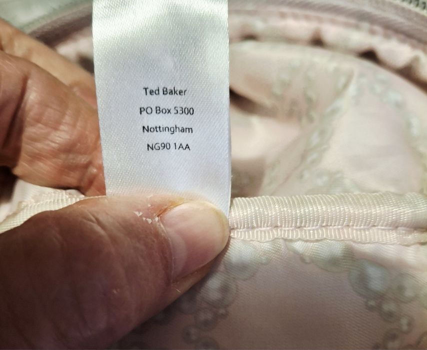 Большая косметичка Ted Baker