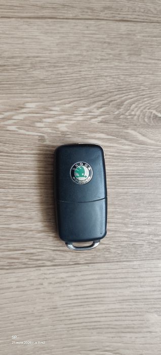 Ключ Skoda фабія