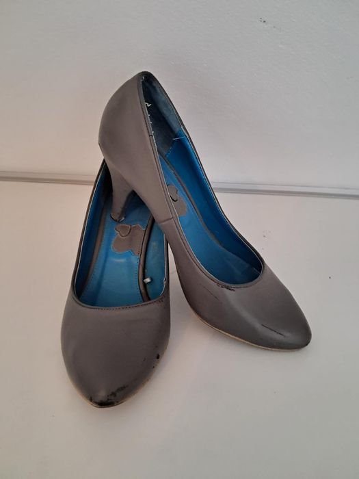 Buty na obcasie, rozm. 38