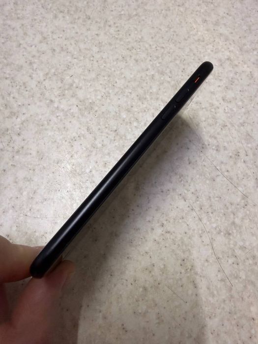 iPhone SE 2020 64 АКБ 100 новый заблокирован на запчасти