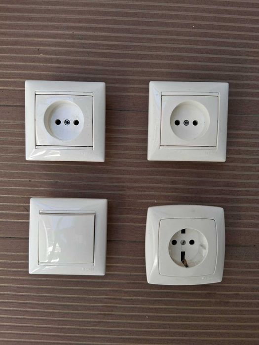 Vende-se Conjunto Material Elétrico