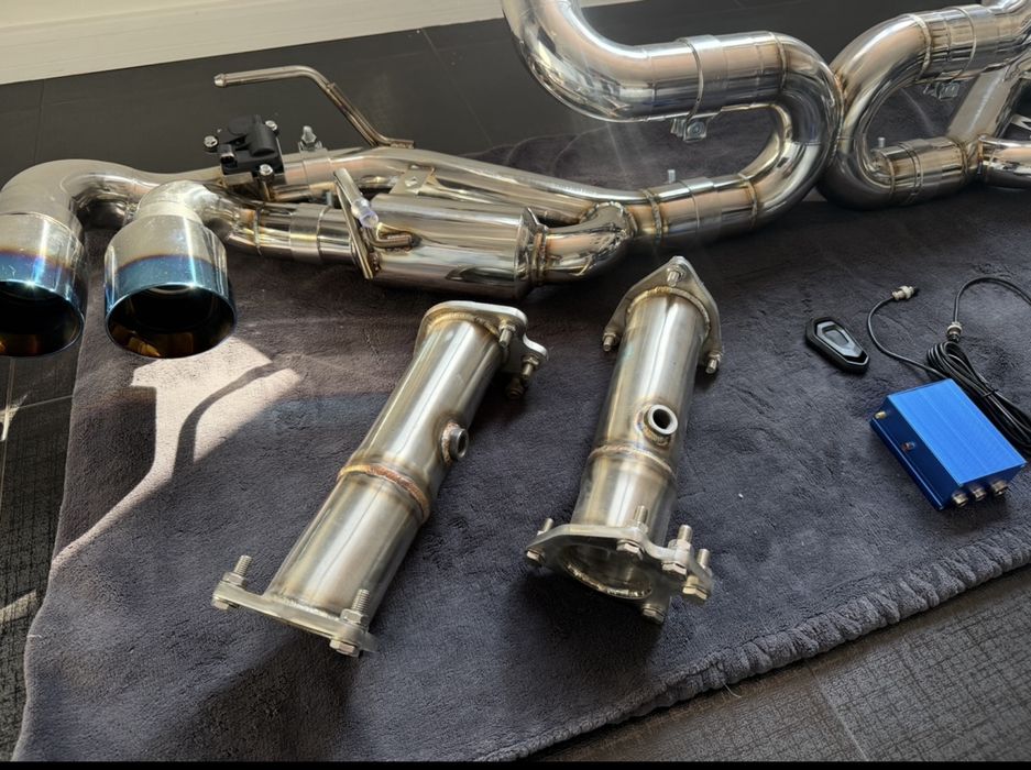 Wydech Corvette C8 Stringray