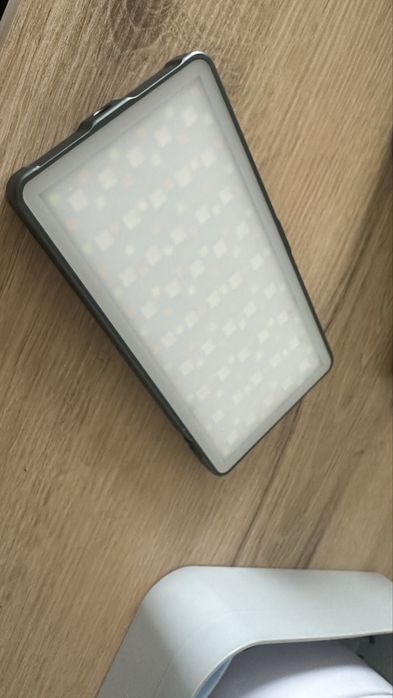Lampa NOWELL  do makijażu / zdjęć
