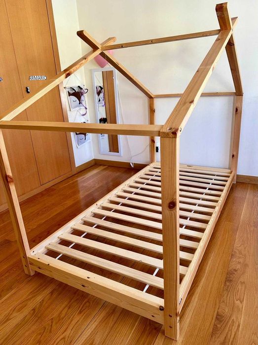 Cama Infantil em excelente estado (como nova)