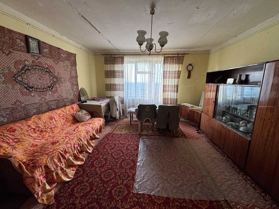 Продаж 4-х кімнатної квартири, під ремонт, вул. Коваліва, м. Борислав!