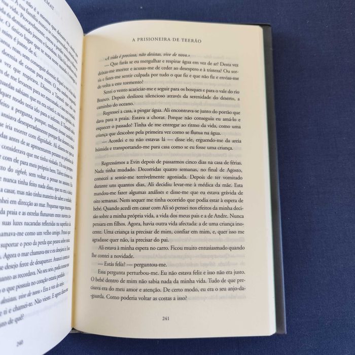 Marina Nemat - A Prisioneira de Teerão