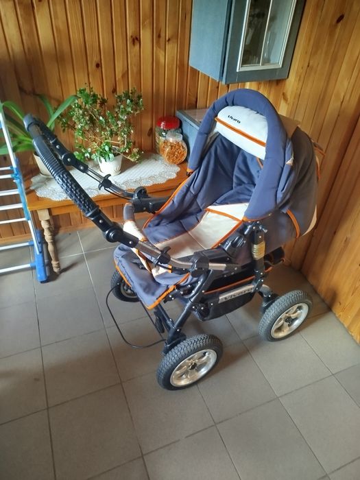 Продам дитячу коляску