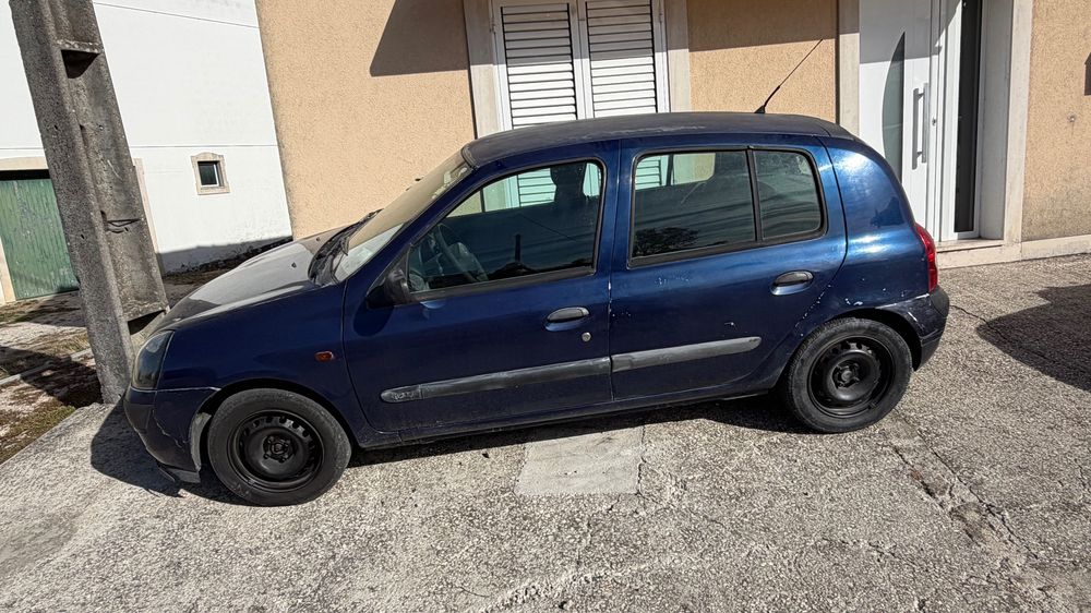 Renalt clio 2001 de retorno leia o anúncio