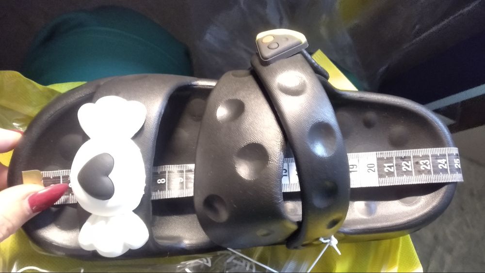 Шлёпанцы босоножки