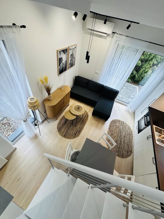 Nowe dwupoziomowe mieszkanie   z patio i ogrodem