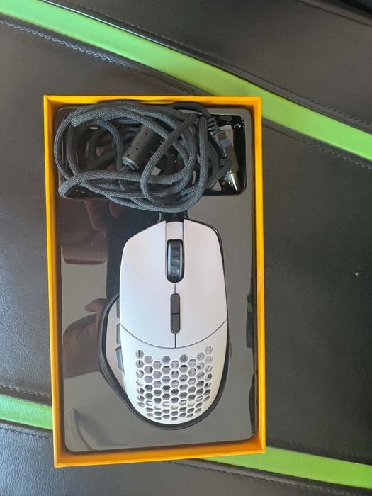Sprzedam myszkę gamingową