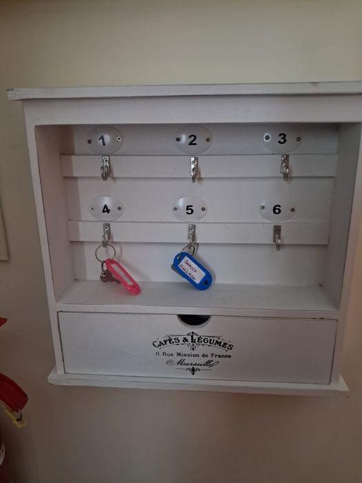 Chaveiro vintage com gaveta