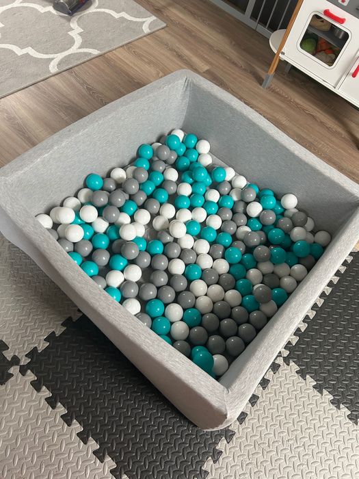 Basen z piłkami kwadratowy 90x90