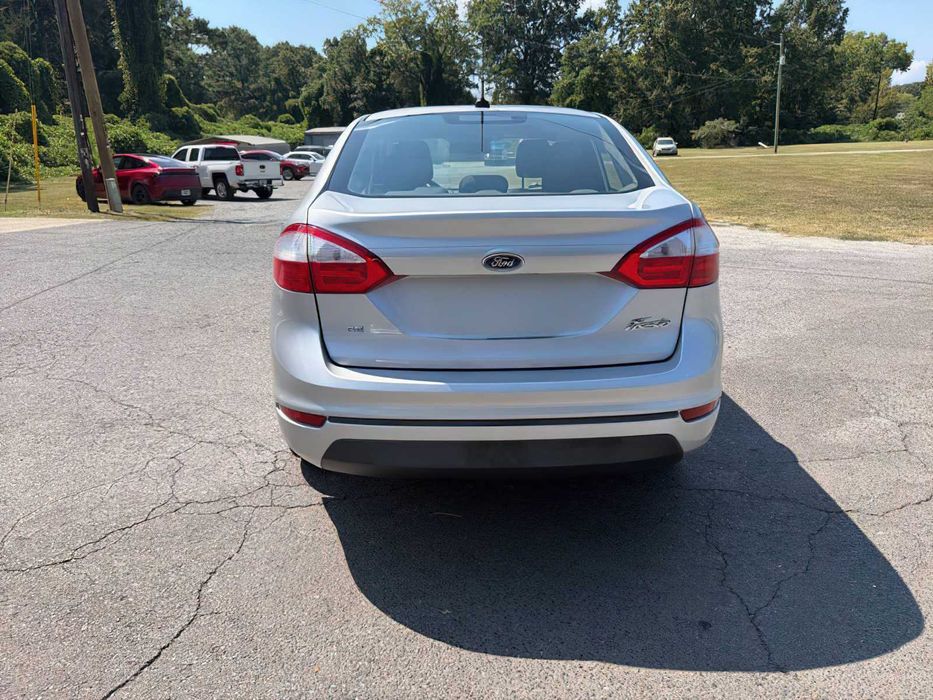 Ford Fiesta      2018