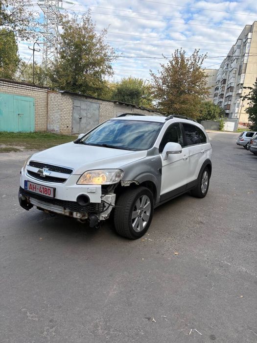 Chevrolet captiva 3.2 газ/бензин хорошее состояние