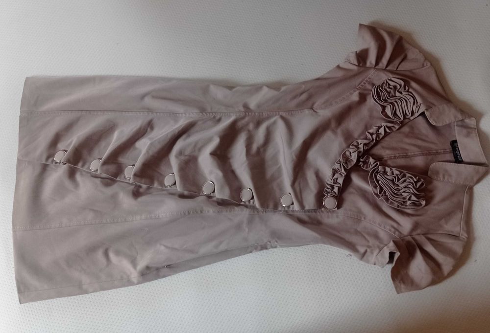 Sukienka krótka kolor odcień szarobrązowy r38/40