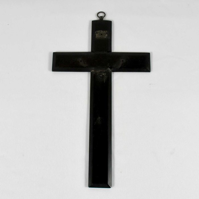 Cruz em pau-santo escurecido