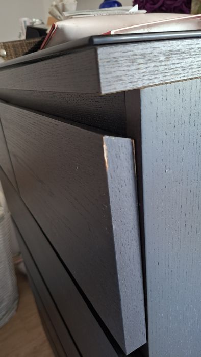 Cómoda IKEA em preto