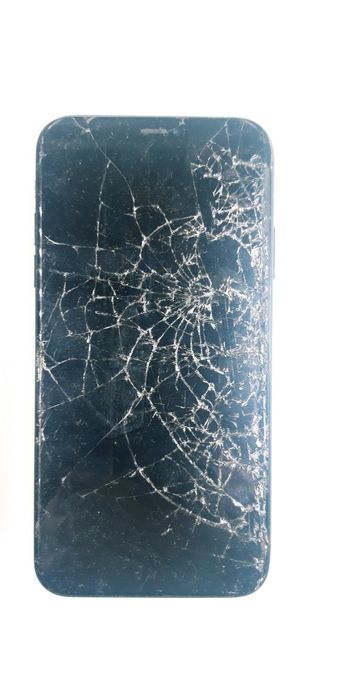 iPhone 11 para reparação ou peças ler discrição.
