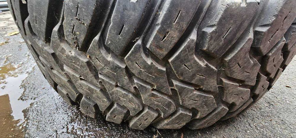 Колеса Nissan Patrol Шины с дисками разболтовка PCD 6x139.7 Пара 7 тыс