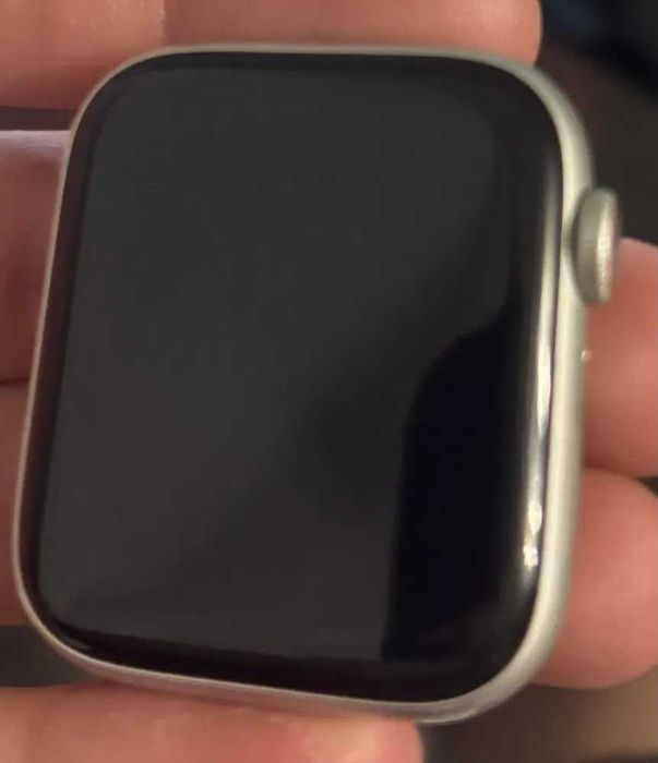 Apple Watch SE 2nd Gen 44mm Cellular