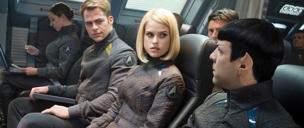STAR TREK (J.J. Abrams) Chris Pine/Zachary Quinto/Zoe Saldana
