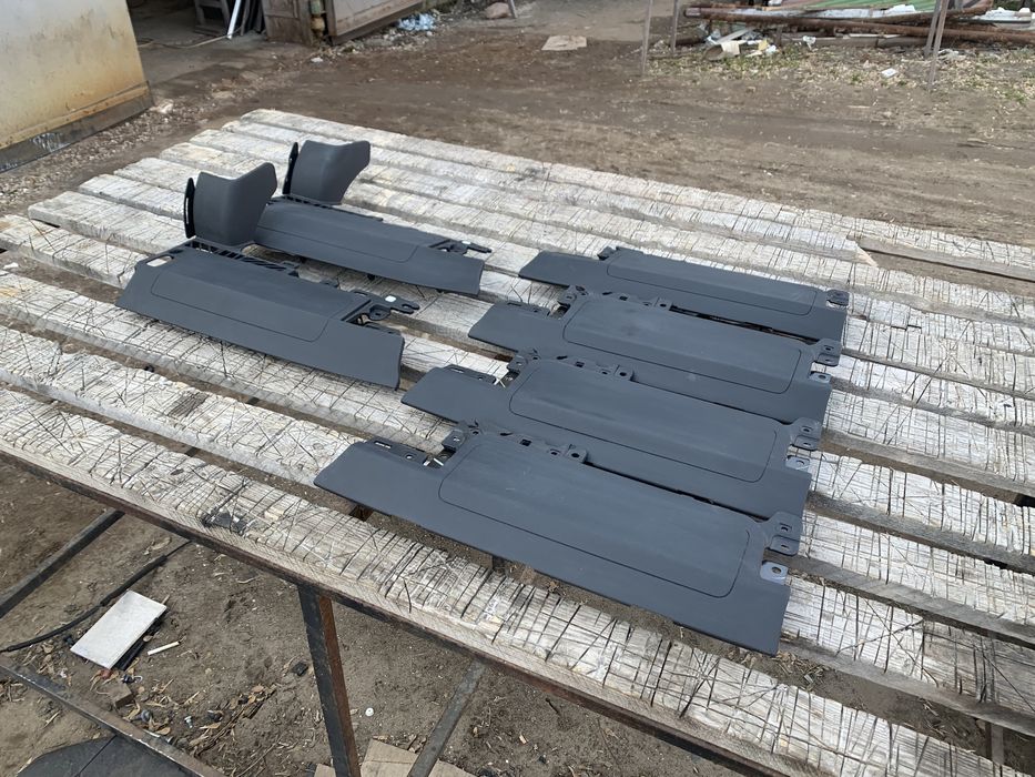 Tesla Model Y M3 подушка безопасности колени левая правая оригинал