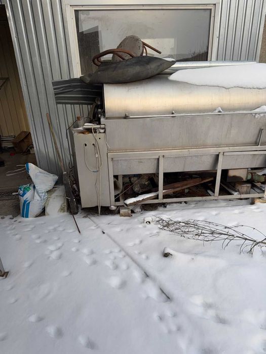 Продам машину для ошпарювання та зняття щетини свиней (шпарчан)