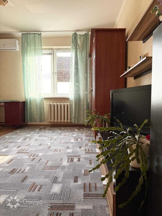 1 кімнатна квартира в Києві Дарницький Осокорки Позняки Ващенка 1