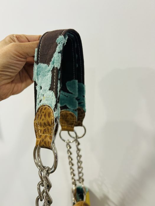 Mala  de ombro ÉMOI  nova, em tecido com apontamentos em pele