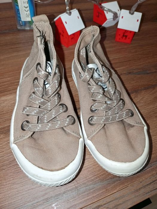 Безкоштовно 24 розмір хлопчик