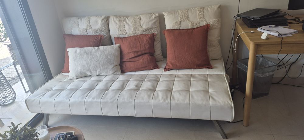 Sofá cama branco