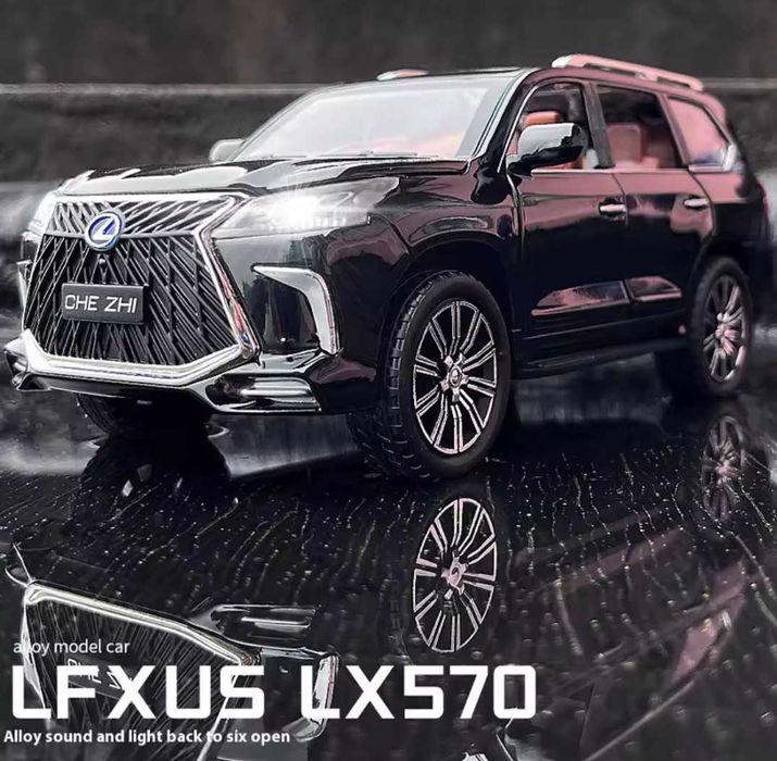 Модель Lexus LX Масштаб 1:24 из цинкового сплава со звуком