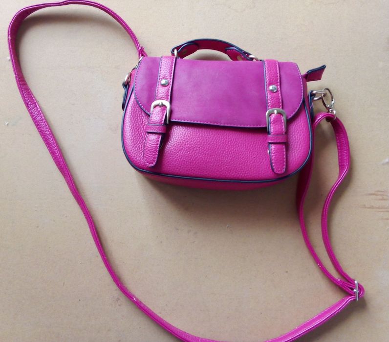 Сумочка через плече 21*15*5см ошатна яскраво-рожева з клапаном магніт