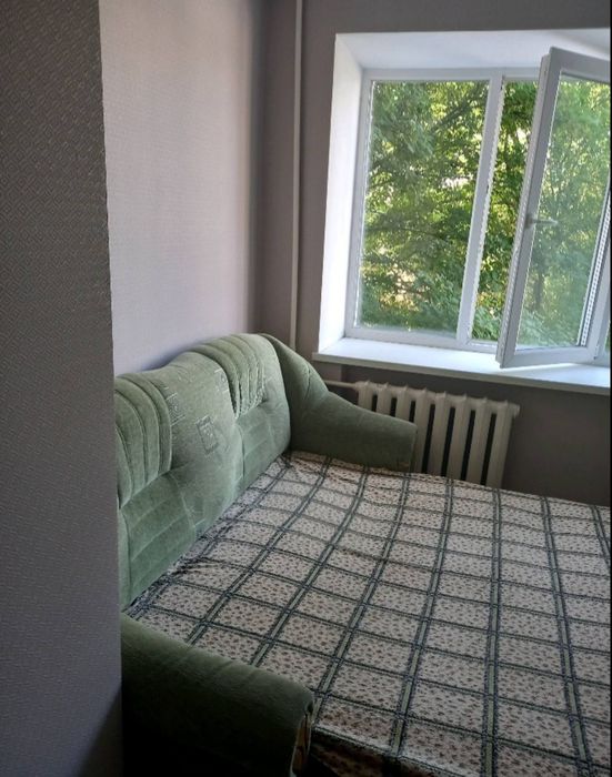 Однокімнатна квартира на Слов'янці.