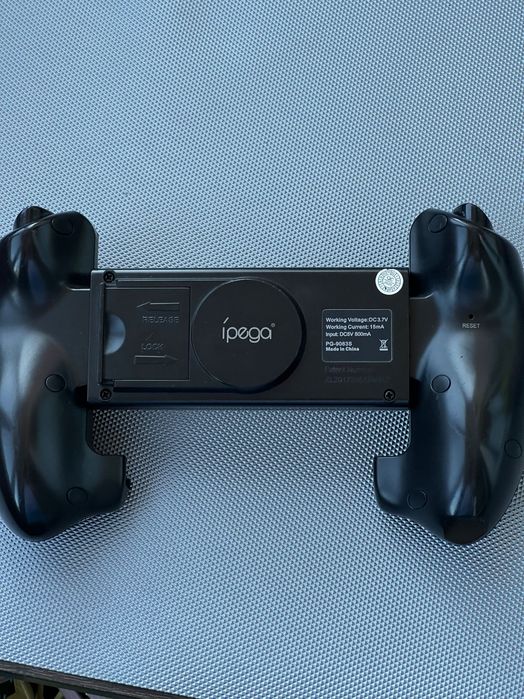 Геймпад PG-9083s, состояние как новое.