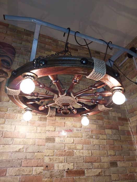 Стельовий світильник  колесо люстра старовина лофт колесо воза прядки