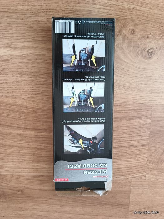 Dwie kieszenie na drobiazgi do auta