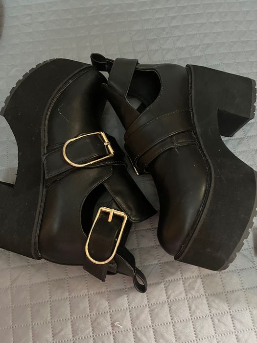 Bota para  feminina nova