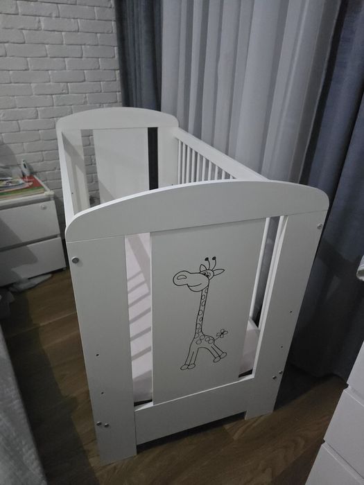 Łóżeczko dziecięce z materacem 120x60 Smyk