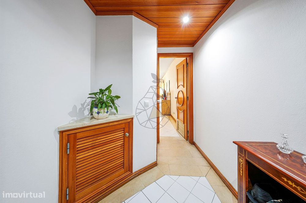 Apartamento T0 Mobilado e Equipado em Albufeira