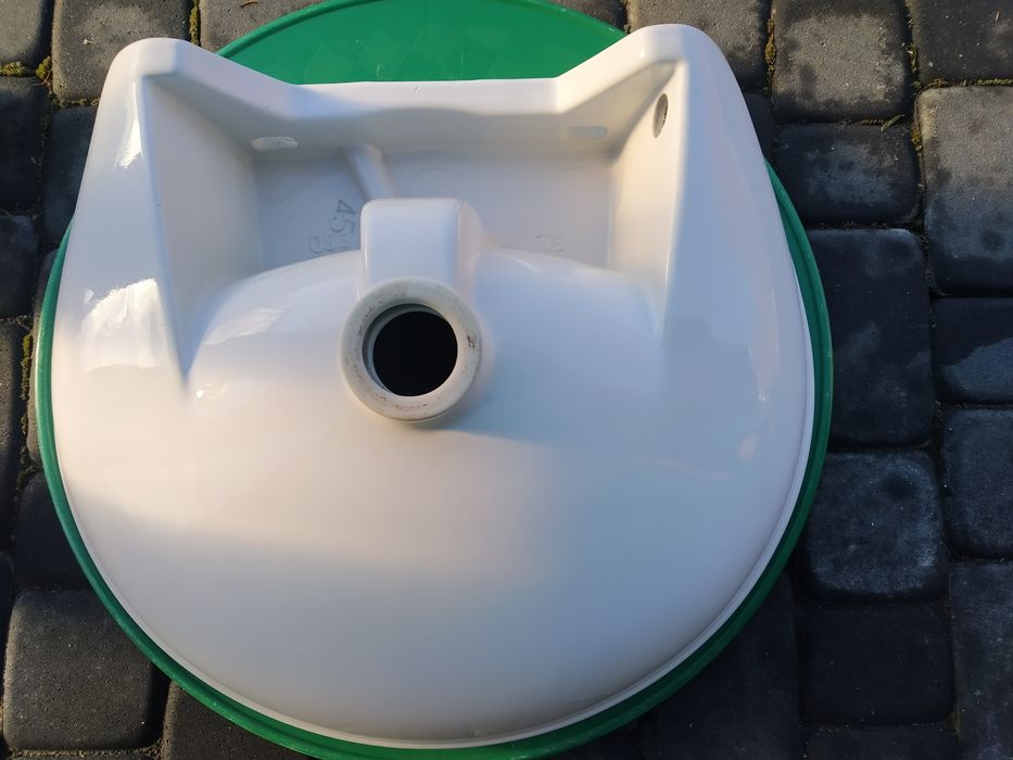 Umywalka firmy Cersanit