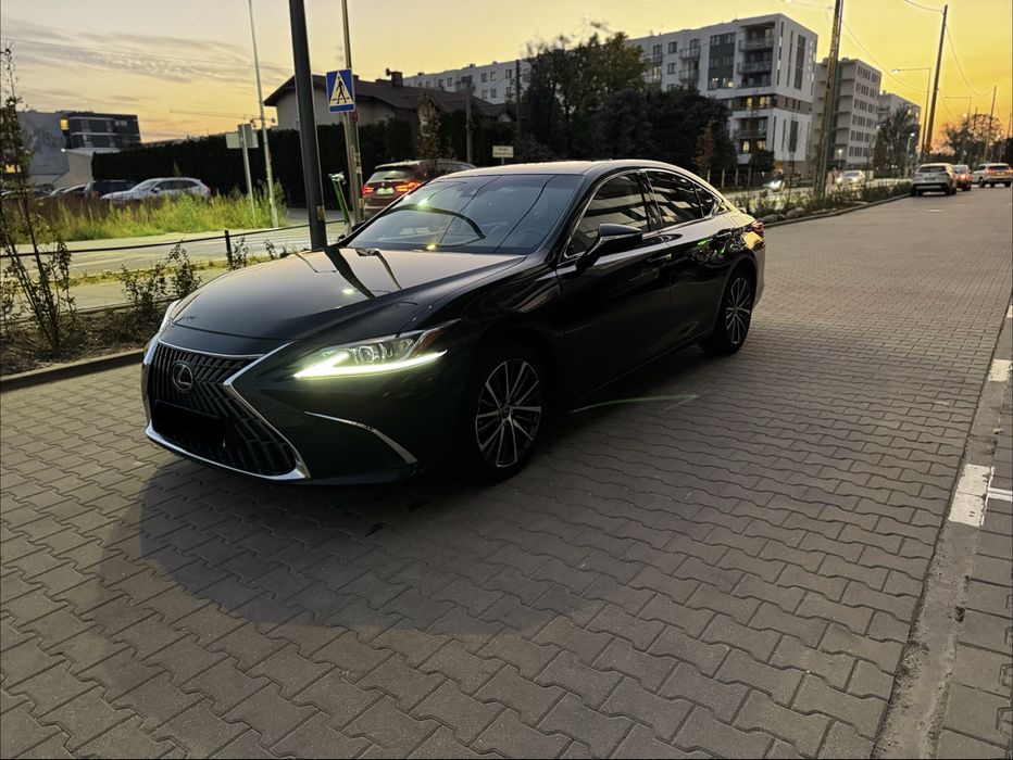 Lexus ES300