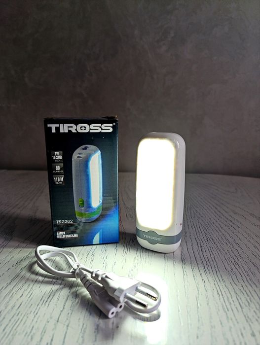 Потужний портативний Ліхтар Tiross