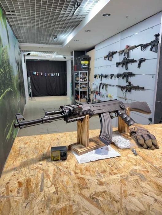 Пистолет металический на пульках орбизах пистонах металевий пістолет