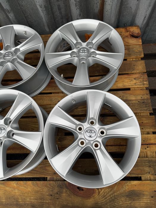 Диски 5/114.3 r16 Toyota original нові