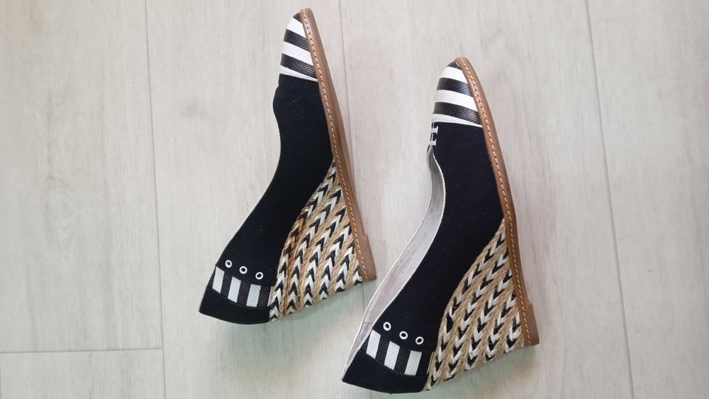 Продам стильные фирменные туфли Welfare на платформе