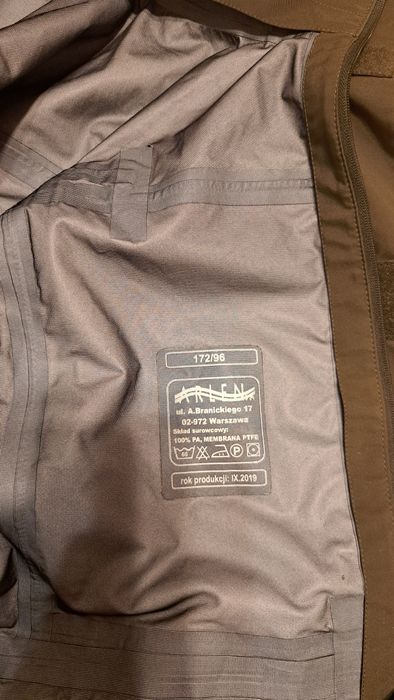 Hardshell  rozmiar 172/96